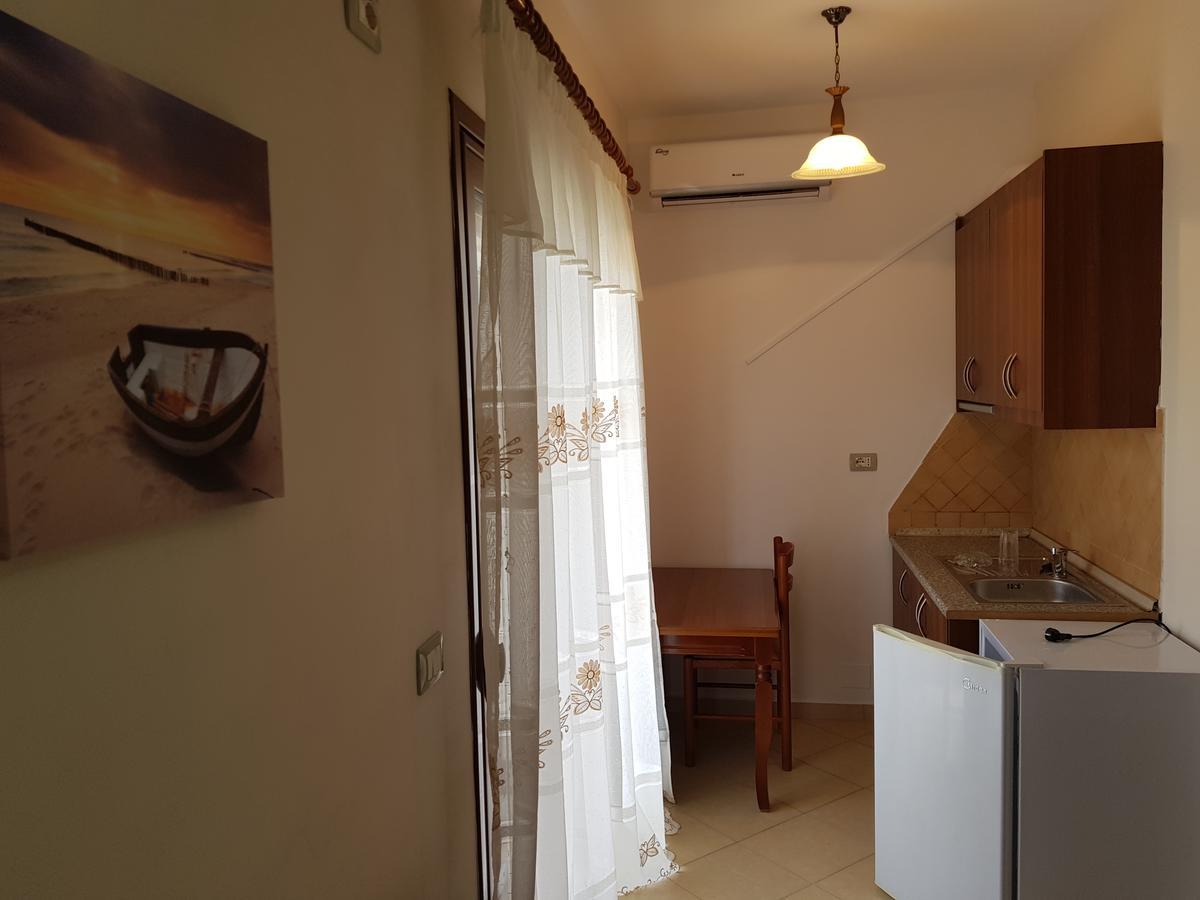 Eglent'S Tourist House Hotel Sarande Luaran gambar