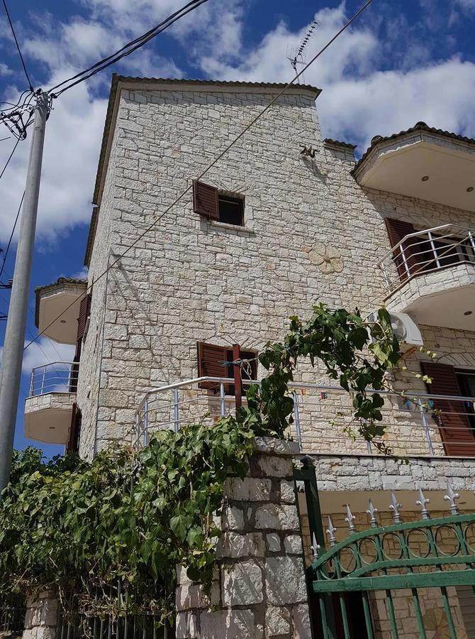 Eglent'S Tourist House Hotel Sarande Luaran gambar